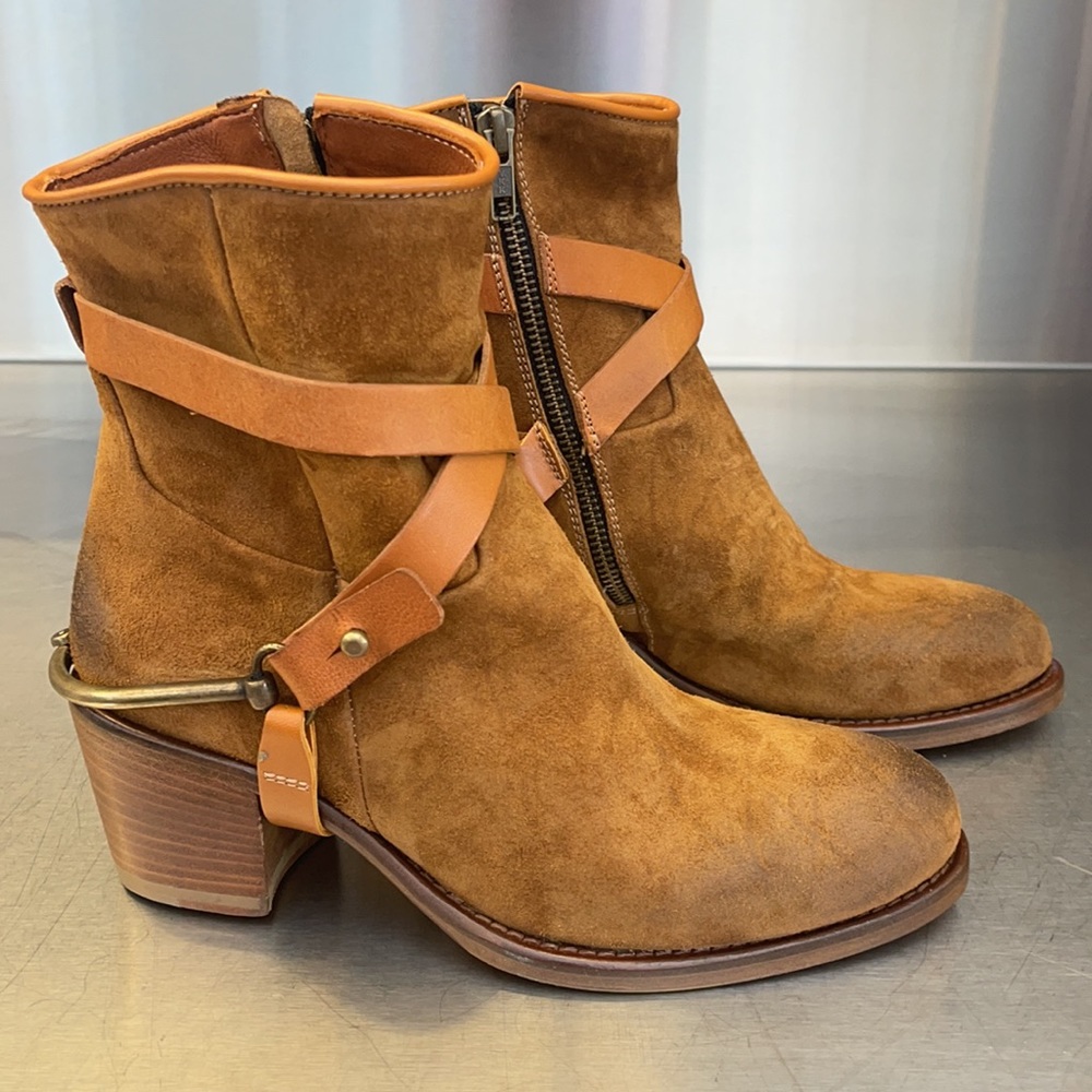 Freebird style Ambleside distressed leather and suede boots from Sundance!